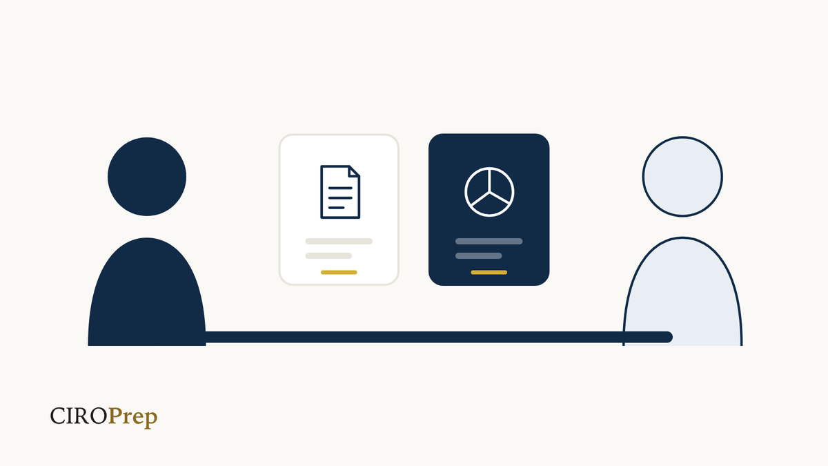 A representative and a client with two account options between them / Un représentant et un client, avec deux options de compte entre eux